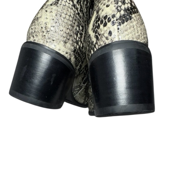 Blondo Elvina Black Gray Cream Waterproof Leather Block Heel Booties Size 8.5 - Picture 5 of 16